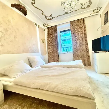 Honor - Extravaganz Linz