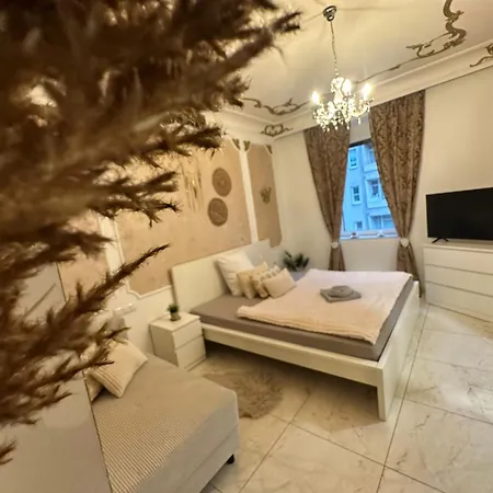 Honor - Extravaganz Apartamento