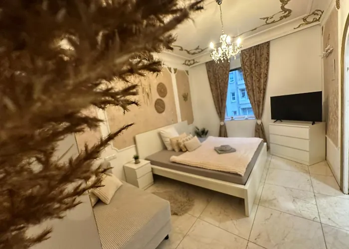 Honor - Extravaganz Neu Renoviert Διαμέρισμα