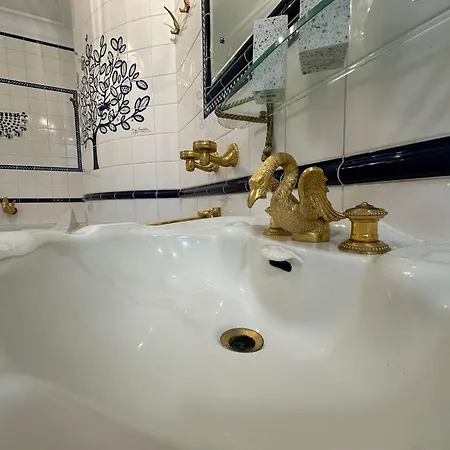 Honor - Extravaganz Neu Renoviert *