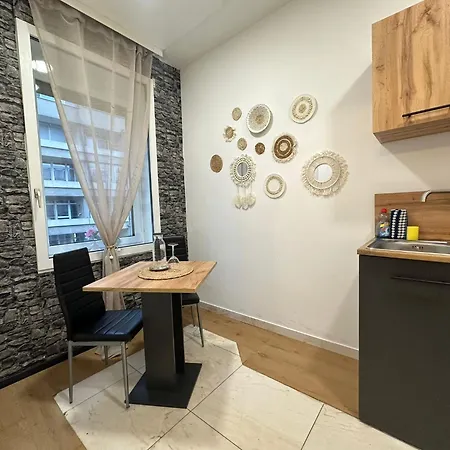 Honor - Extravaganz Neu Renoviert *