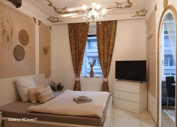 Honor - Extravaganz Neu Renoviert Appartamento